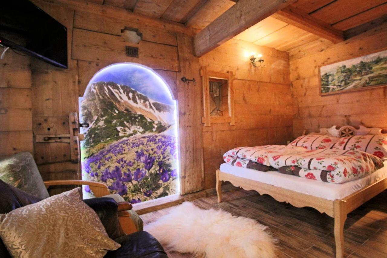 Goralski Domek Walus Zakopane - Scisle Centrum - Jedyny Domek Na Krupowkach Экстерьер фото